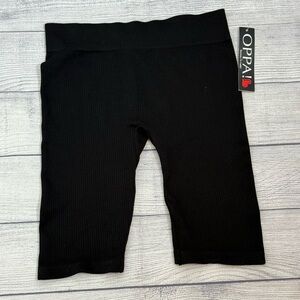 OPPAI Black Ribbed Biker Shorts | Size S/M | Stretchy
Lounge Basics